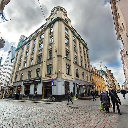 Luxury Penthouse Old Town 아파트